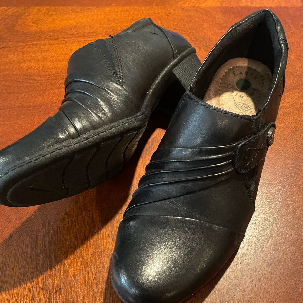 Earth Origins leather shoes